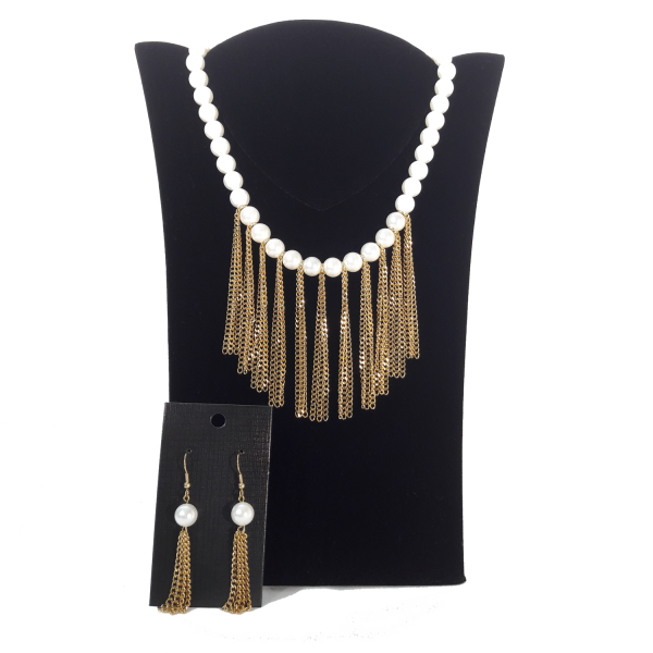 Shell Pearl Necklace Set